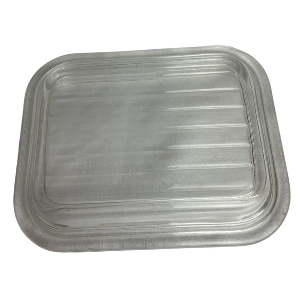 Vintage Pyrex Refriderator Dish Red w/Lid 0501 4"x 3.25" x 2.75" - Picture 7 of 9